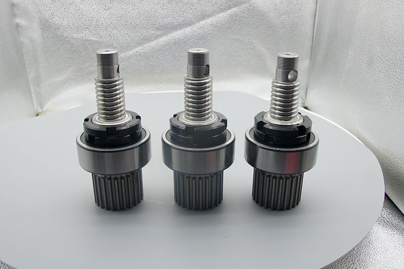 多支絲杠舉升機構