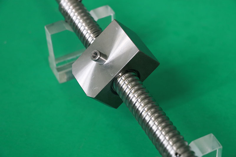 電力開(kāi)關(guān)限位絲杠